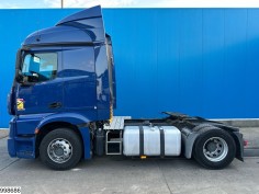 Mercedes Actros 1845