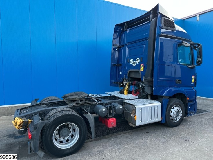 Mercedes Actros 1845