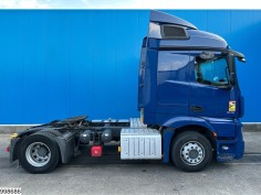 Mercedes Actros 1845