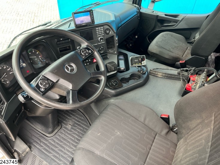 Mercedes Arocs 3240