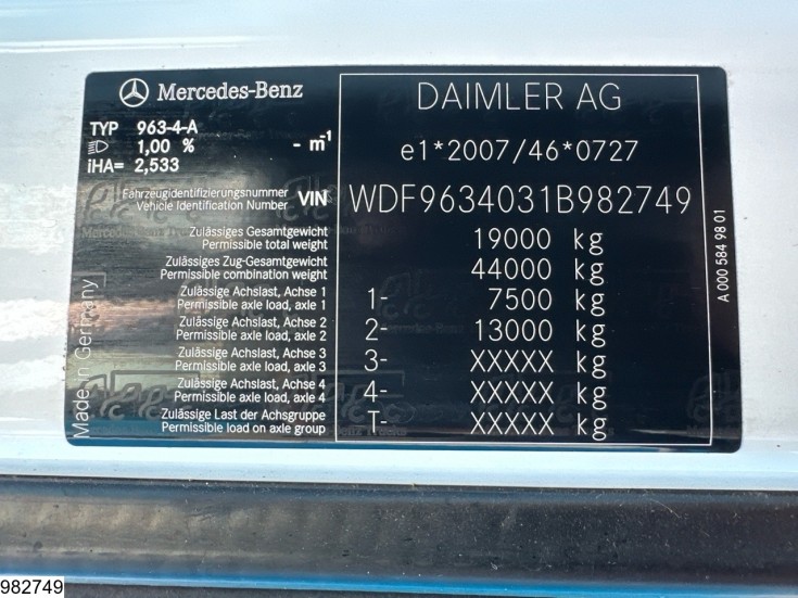 Mercedes Actros 1845