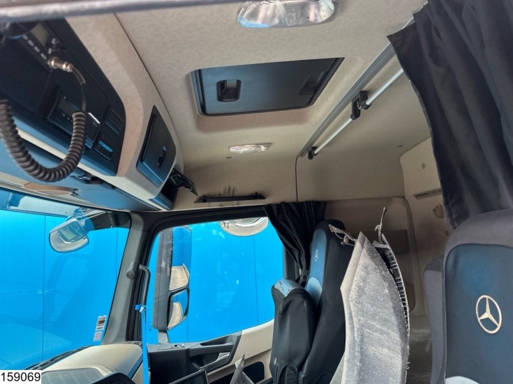 Mercedes Actros 1848