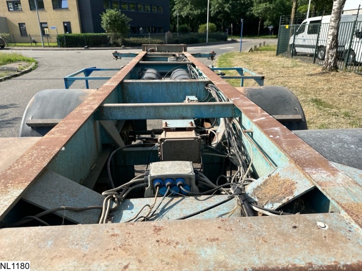 Fruehauf Chassis
