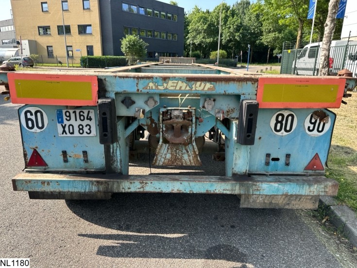 Fruehauf Chassis