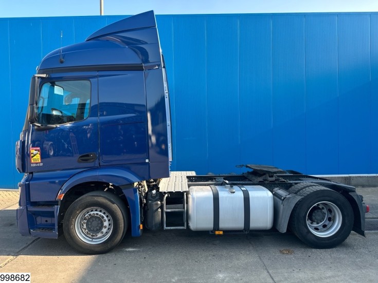 Mercedes Actros 1845