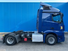 Mercedes Actros 1845
