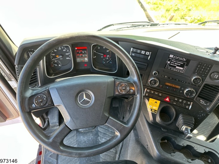 Mercedes Actros 1843