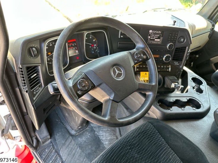 Mercedes Actros 1843