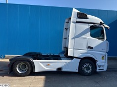 Mercedes Actros 1845