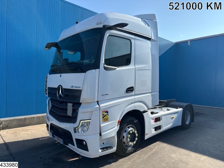 Mercedes Actros 1845