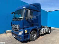 Mercedes Actros 1845