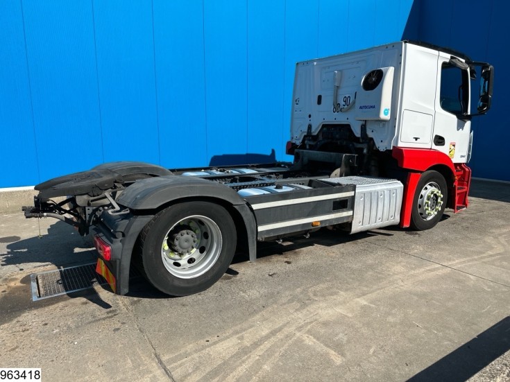 Mercedes Actros 1843