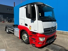 Mercedes Actros 1843