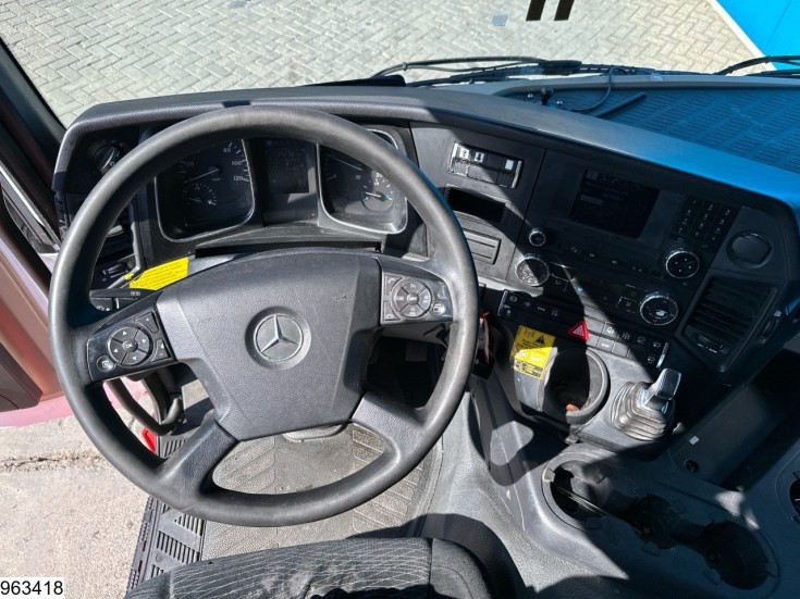 Mercedes Actros 1843