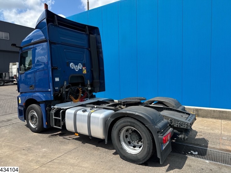 Mercedes Actros 1845