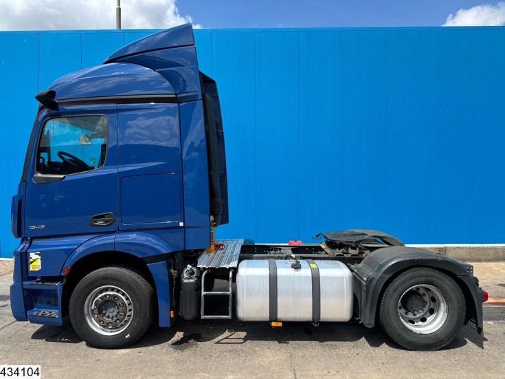 Mercedes Actros 1845