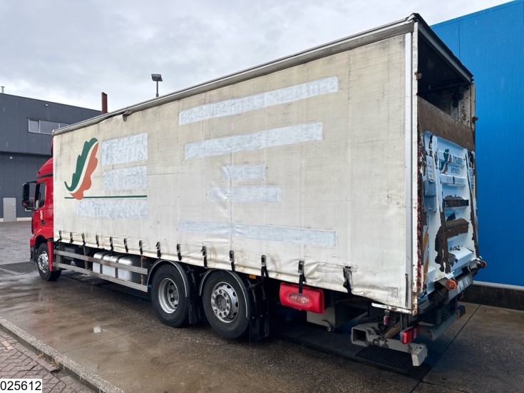 Mercedes Actros 2536