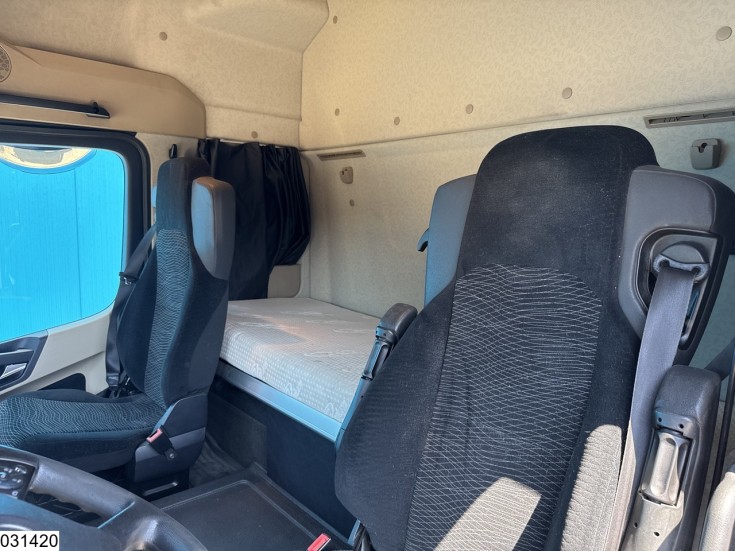 Mercedes Actros 1845