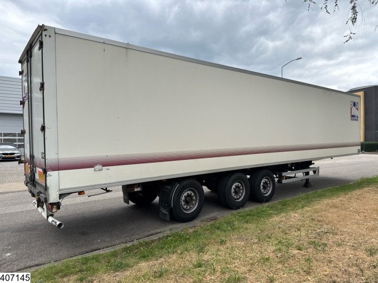 Van Hool gesloten bak