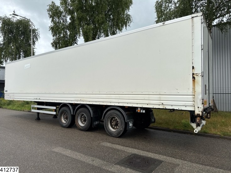 Van Hool gesloten bak