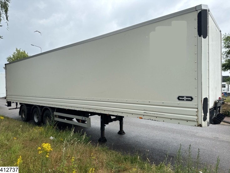 Van Hool gesloten bak