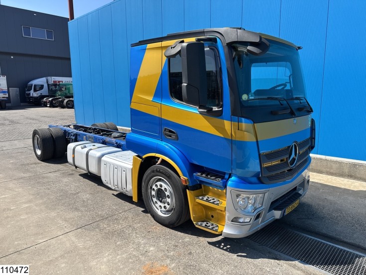 Mercedes Actros 1843