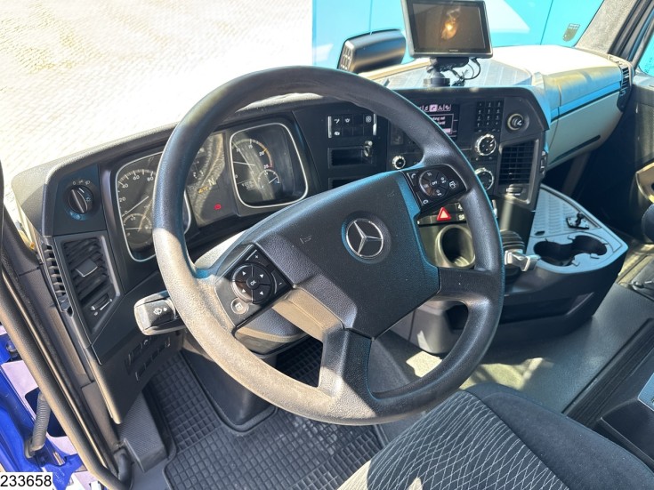 Mercedes Actros 2851