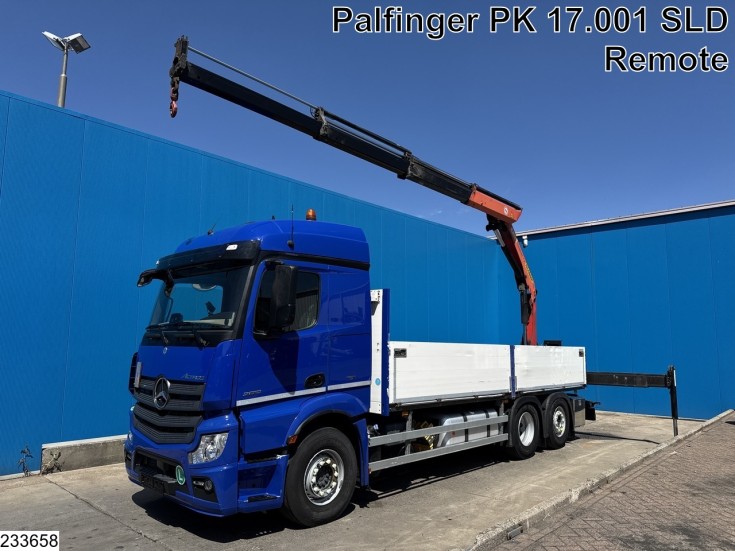 Mercedes Actros 2851