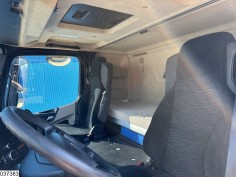 Mercedes Actros 2443
