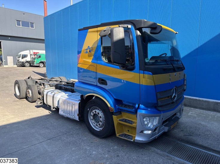 Mercedes Actros 2443
