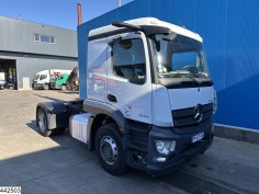 Mercedes Actros 1843