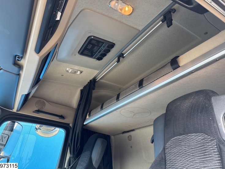 Mercedes Actros 1843