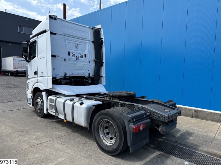 Mercedes Actros 1843