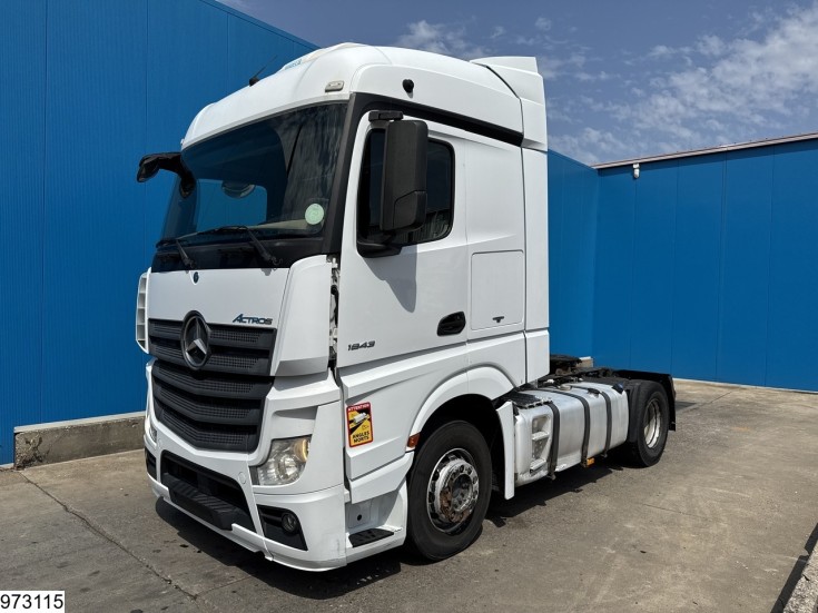 Mercedes Actros 1843
