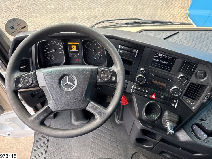 Mercedes Actros 1843