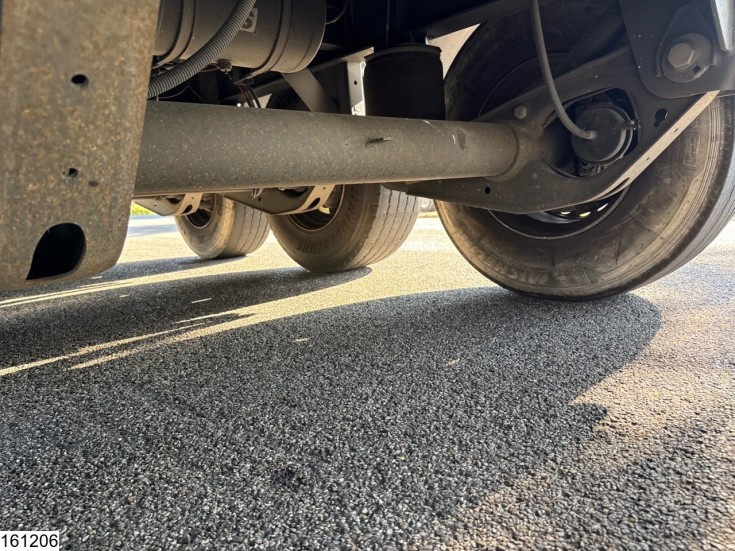 Lecitrailer gesloten bak
