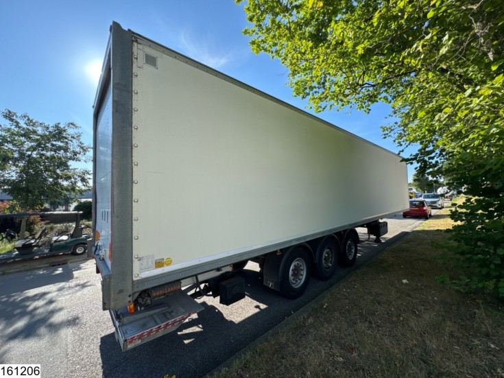 Lecitrailer gesloten bak