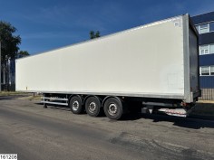 Lecitrailer gesloten bak