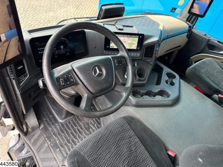 Mercedes Actros 1843