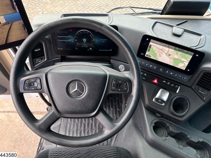 Mercedes Actros 1843