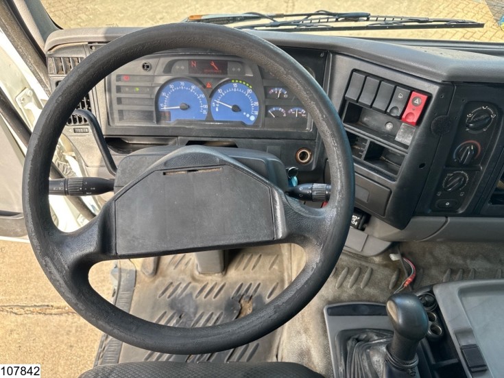 Renault Premium 270