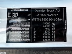 Mercedes Actros 1843
