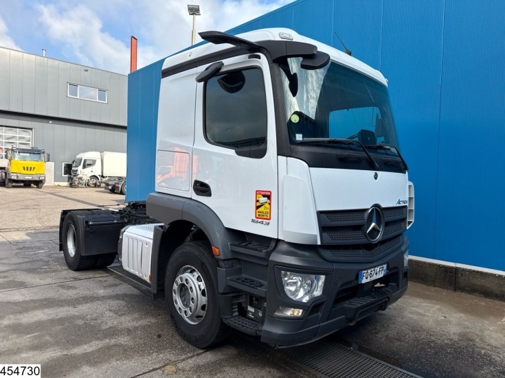 Mercedes Actros 1843