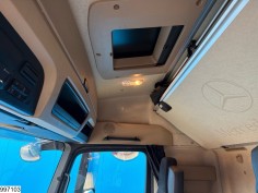 Mercedes Actros 1845