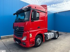 Mercedes Actros 1845