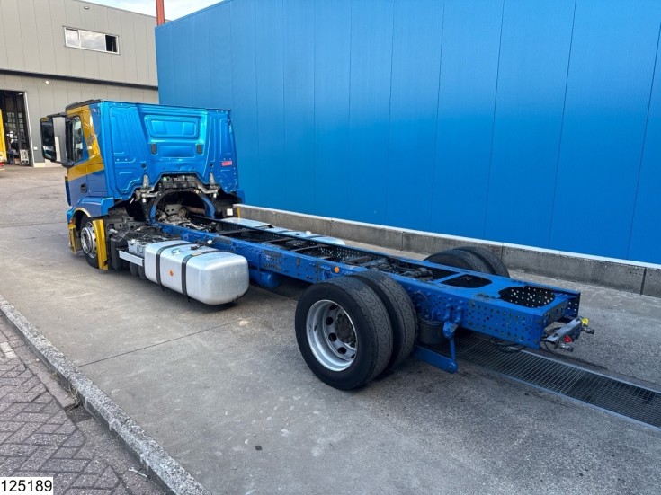 Mercedes Actros 1843