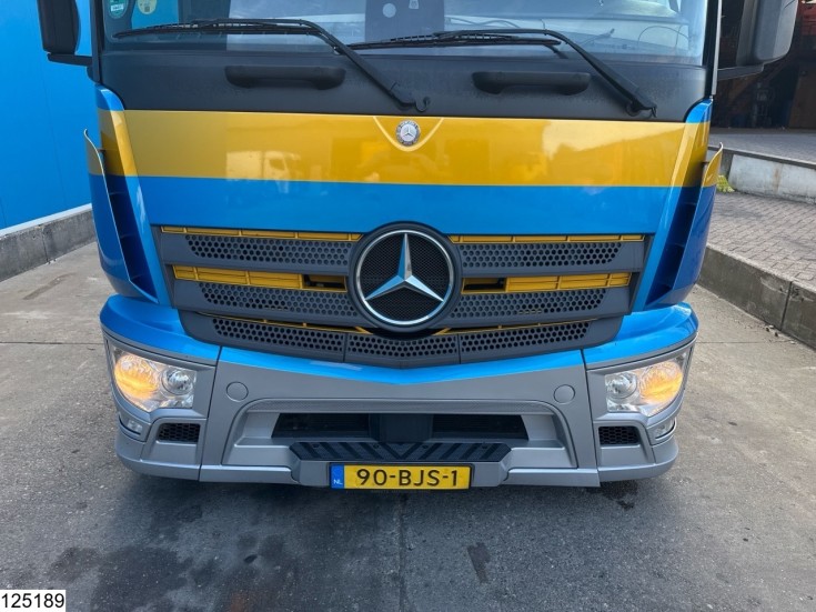 Mercedes Actros 1843