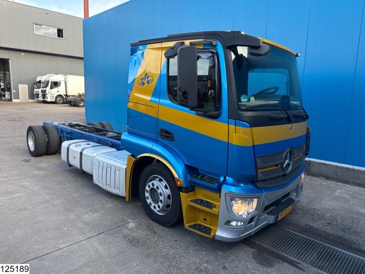 Mercedes Actros 1843