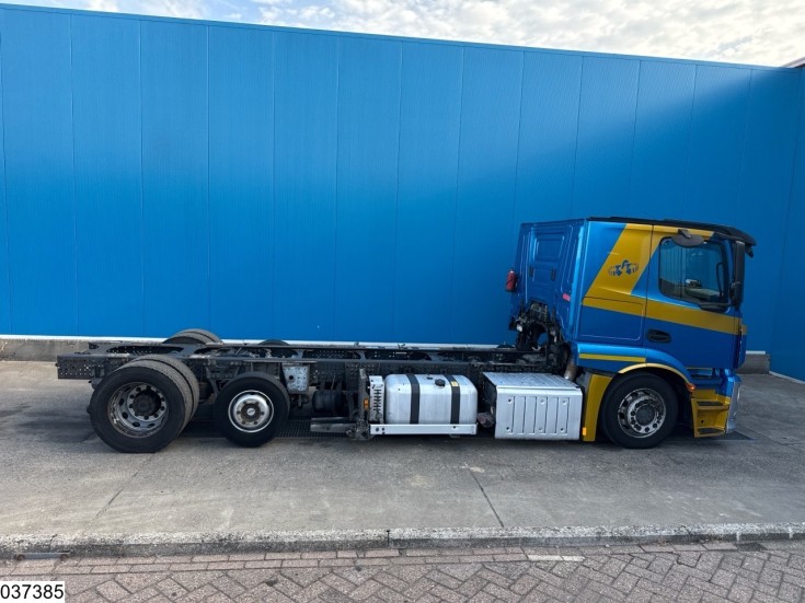 Mercedes Actros 2443