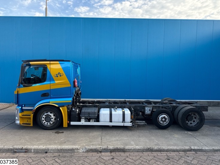 Mercedes Actros 2443